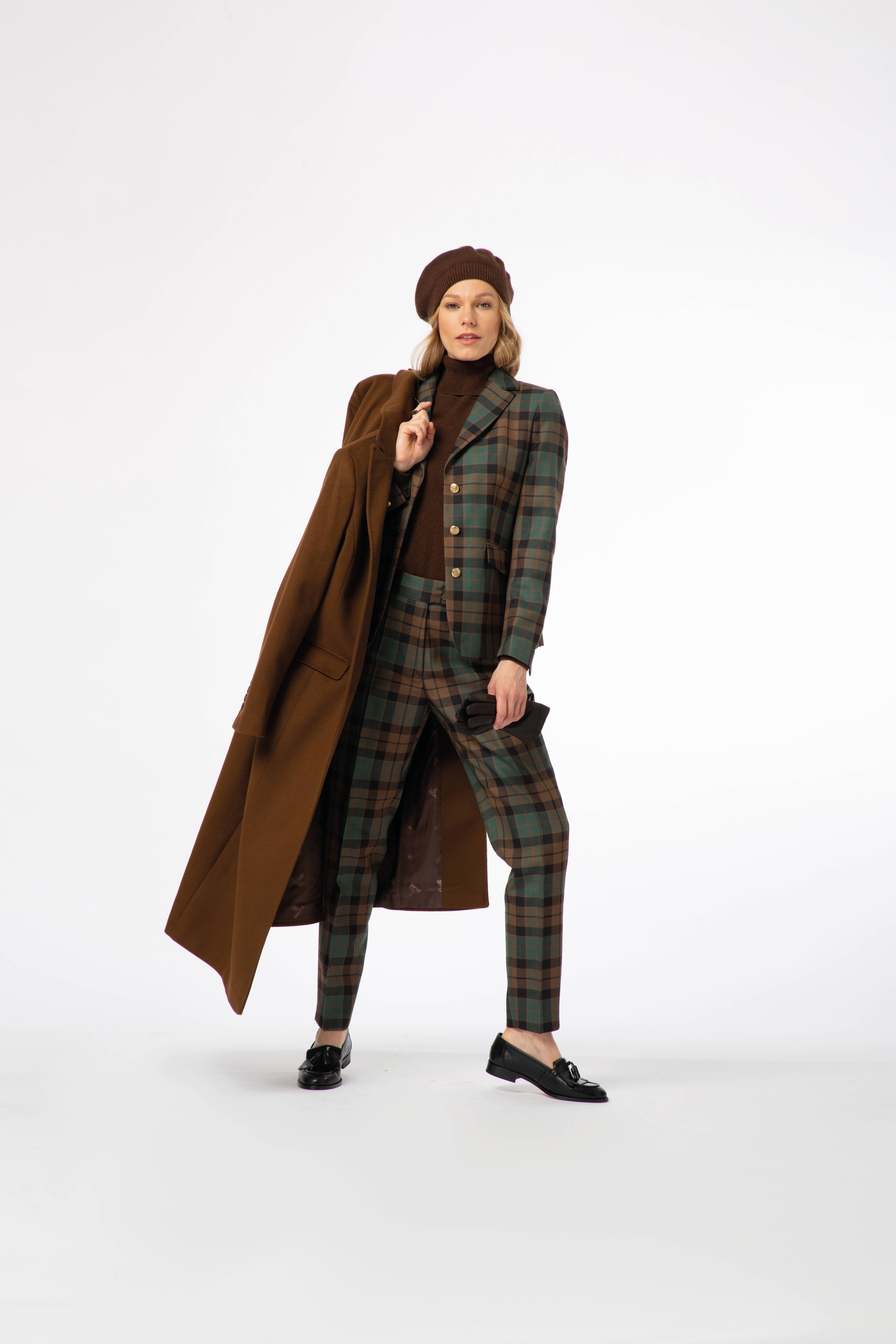 Image of Courtney V Wallis